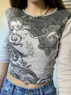 Emmiol Long Sleeve Printed Crop Top