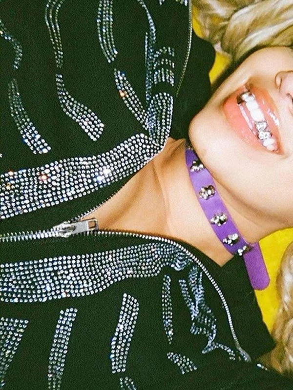 Emmiol Skull Rhinestone Zipper Hoodie - Image 4