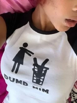 Emmiol Sign Graphic Raglan Sleeve Crop Top